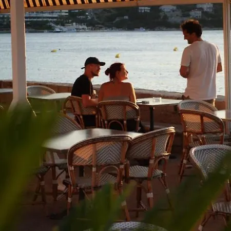 Glavovic Hotel 3*