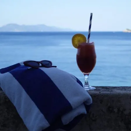 Glavovic Hotel 3*